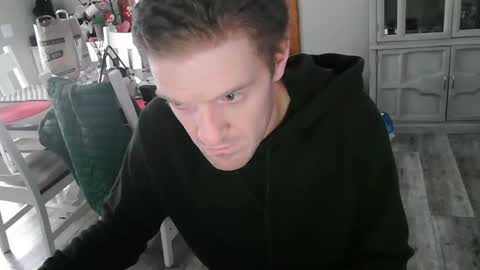 Snapshot of meganfitzy chatting on February 14, 10:25 pm GlamTransGoddess online show from February 14, 10:25 pm