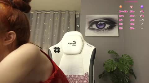 MeganieX online show from February 8, 3:32 am