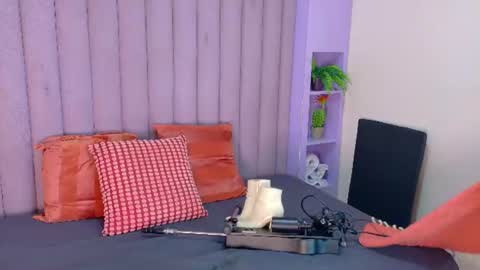 MEGAN online show from June 15, 1:30 am