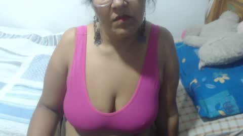 Snapshot of meganny_2023 chatting on May 14, 2:18 am Danny online show from May 14, 2:18 am
