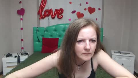 Snapshot of meganpirs chatting on May 30, 5:10 pm MeganPirs online show from May 30, 5:10 pm