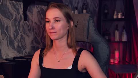 megan online show from April 19, 6:10 pm