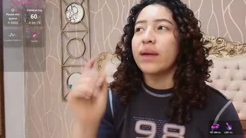 Snapshot of meganrousx chatting on February 27, 11:32 am Megan online show from February 27, 11:32 am