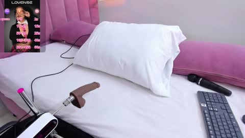 Megan  online show from January 31, 7:11 pm