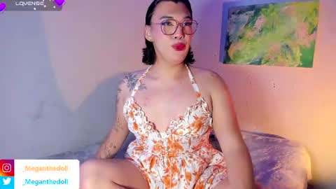 Snapshot of meganthedoll chatting on June 29, 9:48 pm Meghan the doll online show from June 29, 9:48 pm