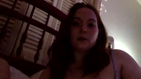Snapshot of meganxoxo60532 chatting on December 20, 7:55 am Megan online show from December 20, 7:55 am