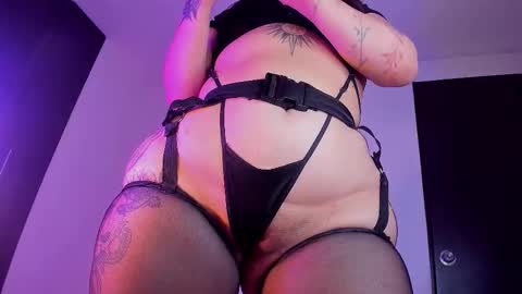 Snapshot of megar_3 chatting on October 21, 10:32 pm Maria online show from October 21, 10:32 pm