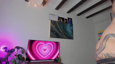 Snapshot of megar_3 chatting on March 1, 9:28 pm Maria online show from March 1, 9:28 pm