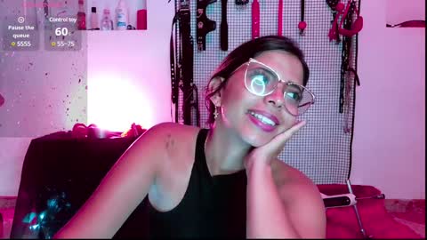 Snapshot of meggan_greey chatting on January 9, 8:44 pm Your best slave  online show from January 9, 8:44 pm