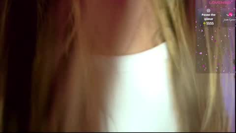 Snapshot of meggan_greey chatting on January 30, 12:06 pm Your best slave  online show from January 30, 12:06 pm