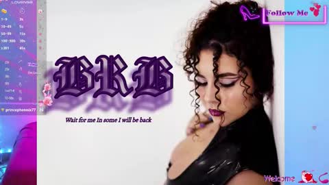 Snapshot of meggan_millerr chatting on September 20, 1:12 pm online show from September 20, 1:12 pm