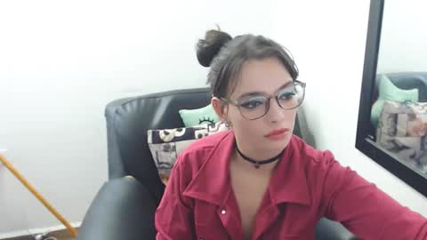 Snapshot of meghan_cherrys chatting on March 4, 8:57 am meghan online show from March 4, 8:57 am