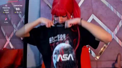 meghanqueen__ online show from February 18, 4:30 am