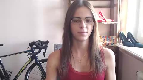 Megi online show from April 9, 1:16 pm