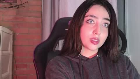 Snapshot of megumi_yang chatting on January 19, 6:09 am Megumi online show from January 19, 6:09 am