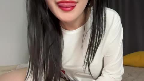 Snapshot of mei_fei_wan chatting on May 23, 9:30 pm Mei online show from May 23, 9:30 pm