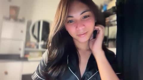 meiluxe online show from April 14, 4:51 am