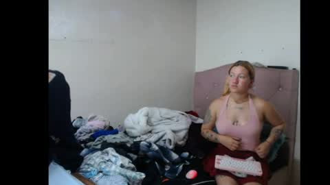 Meizquin and Lucifer online show from April 6, 7:15 pm