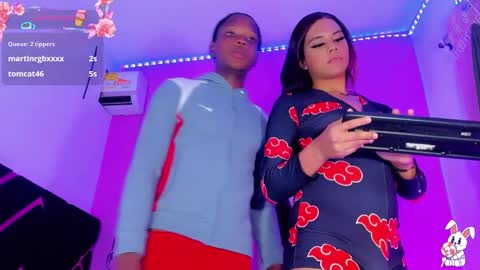 Snapshot of mejialuisa0142 chatting on December 14, 11:34 pm Luisa online show from December 14, 11:34 pm