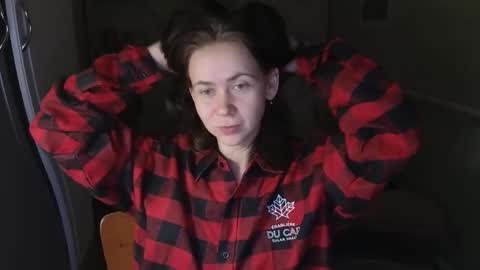 Mila online show from November 22, 7:35 pm