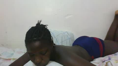 melanie_bae1 online show from April 27, 9:40 am