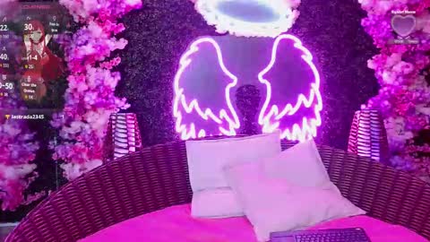 Melanie online show from September 15, 11:38 pm