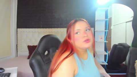 Snapshot of melanie_hh chatting on March 9, 4:05 am Melanie online show from March 9, 4:05 am