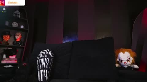 Snapshot of melanie_nyx chatting on May 10, 1:22 am Mel online show from May 10, 1:22 am