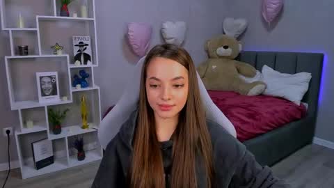 MelanieAlves online show from March 23, 2:21 pm