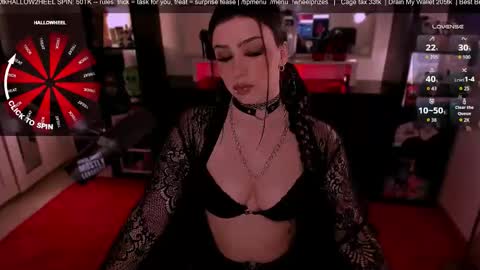 Melanie  online show from October 31, 7:26 pm