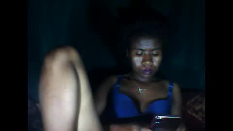 Snapshot of melanih chatting on April 25, 7:44 am melanih online show from April 25, 7:44 am
