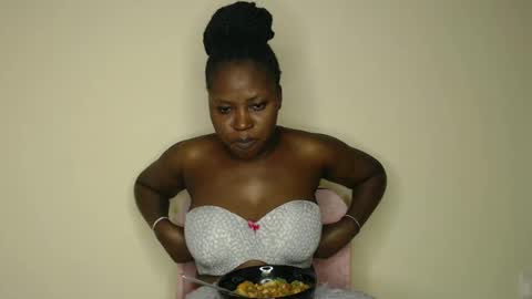 melaningoddess30 online show from January 26, 11:28 am