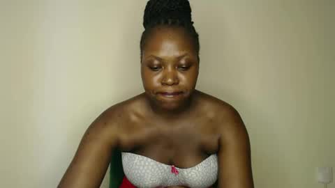 melaningoddess30 online show from February 23, 8:17 am