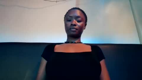 Snapshot of melanintoyz chatting on January 3, 9:05 pm Melanin Toyz online show from January 3, 9:05 pm