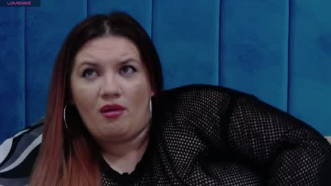 melanniebrown online show from December 30, 7:26 am