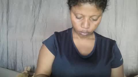 Snapshot of meld2599 chatting on October 8, 4:10 am meld2599 online show from October 8, 4:10 am