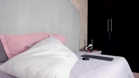 Snapshot of meli_mell chatting on May 13, 7:11 pm Meli online show from May 13, 7:11 pm
