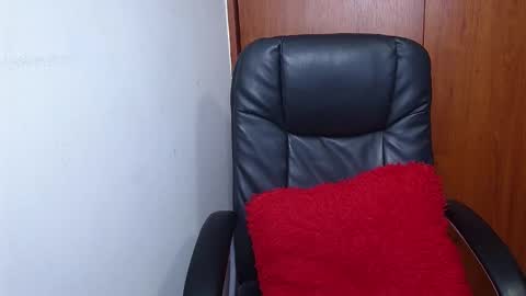 eli online show from September 23, 4:54 pm