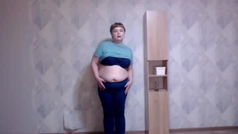 Snapshot of melina_beauty chatting on June 24, 11:26 pm Melina online show from June 24, 11:26 pm