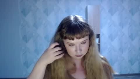 Snapshot of melina_beauty chatting on June 25, 11:53 pm Melina online show from June 25, 11:53 pm