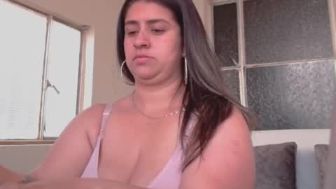 Melinda online show from March 2, 8:04 pm