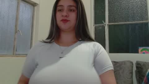 Melinda online show from April 4, 10:51 pm