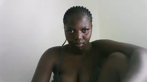 melinvash online show from May 17, 1:07 pm