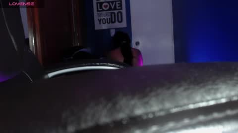 Snapshot of melisa23_ chatting on February 25, 5:15 pm melisa23_ online show from February 25, 5:15 pm