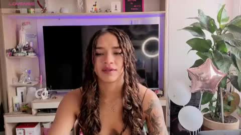 Melissa online show from April 23, 1:46 pm
