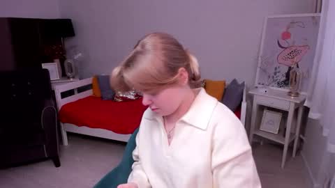 Sophia online show from February 25, 4:22 am