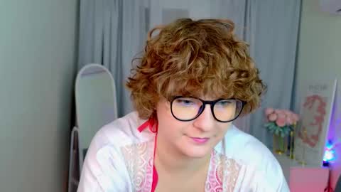 Melissa online show from December 3, 5:59 am