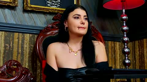Snapshot of melissa_glow chatting on December 9, 12:08 pm Melissa online show from December 9, 12:08 pm