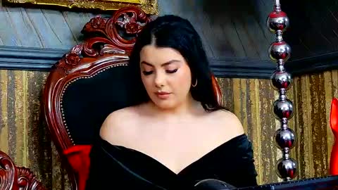 Snapshot of melissa_glow chatting on February 21, 9:34 am Melissa online show from February 21, 9:34 am