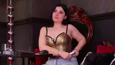 Snapshot of melissa_glow chatting on May 6, 9:14 am Melissa online show from May 6, 9:14 am